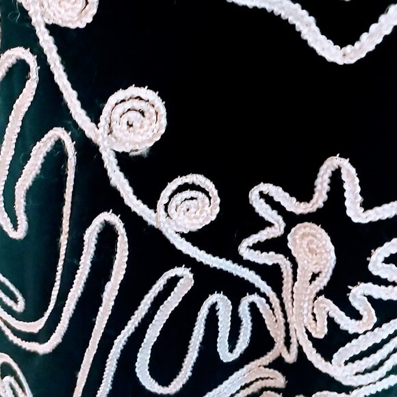 Objects D'art Black & White Embroidered Top/Tunic Size XL - Picture 8 of 14